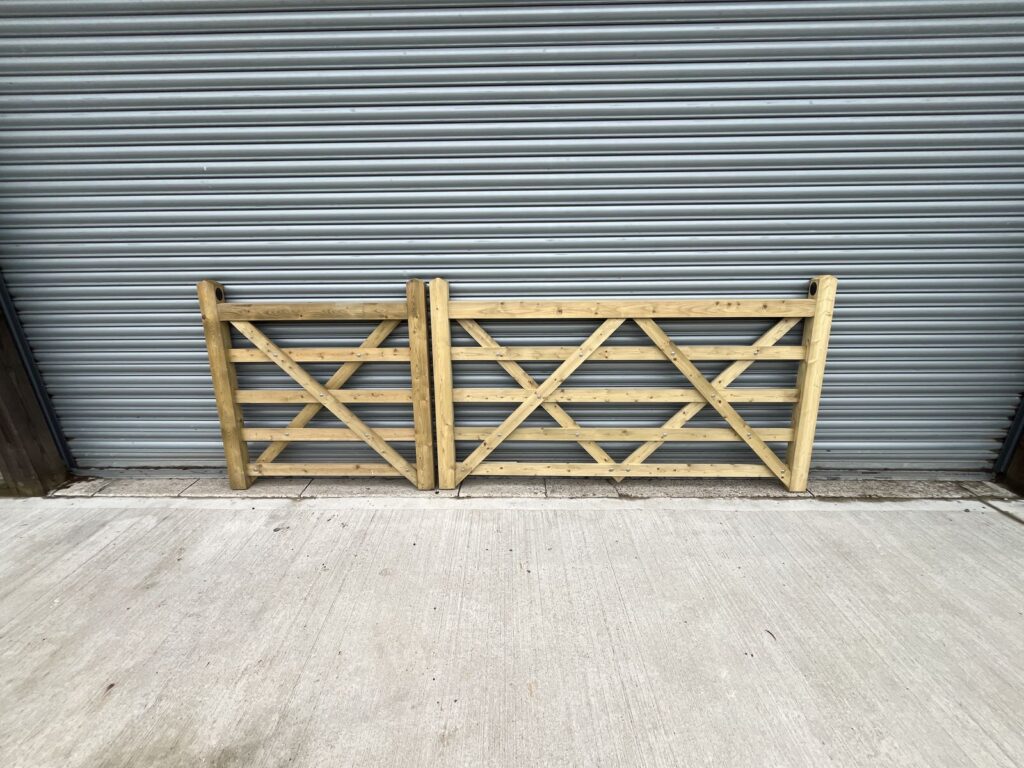 5 bar wooden gate